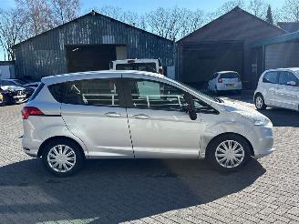 Ford B-Max 1.0 EcoBoost 12V 100 MPV  Benzine 999cc 74kW (101pk) FWD picture 6