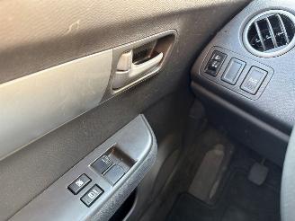 Suzuki Swift 1.3 VVT 16V Hatchback  Benzine 1.328cc 68kW (92pk) FWD picture 17