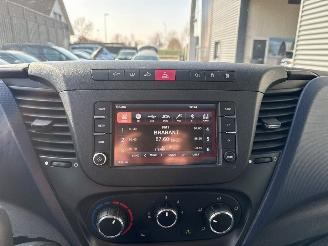 Iveco New daily L4H2 5 persoons Diesel 2.998cc 132kW (179pk) RWD picture 15