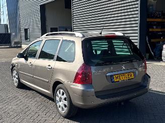 Peugeot 307 1.6 16V Combi/o  Benzine 1.587cc 80kW (109pk) FWD picture 3