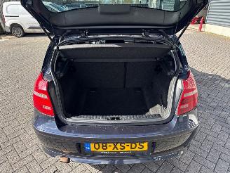 BMW 1-serie 118i 16V Hatchback 4Dr Benzine 1.995cc 105kW (143pk) RWD picture 9