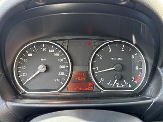 BMW 1-serie 118i 16V Hatchback 4Dr Benzine 1.995cc 105kW (143pk) RWD picture 13