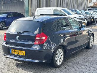 BMW 1-serie 118i 16V Hatchback 4Dr Benzine 1.995cc 105kW (143pk) RWD picture 5