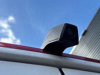 Volkswagen Crafter 2.0 TDI FWD Bus  Diesel 1.968cc 103kW (140pk) FWD picture 22