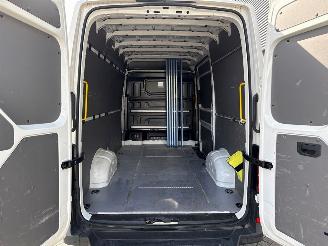 Volkswagen Crafter 2.0 TDI FWD Bus  Diesel 1.968cc 103kW (140pk) FWD picture 9