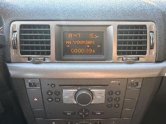 Opel Vectra 1.8 16V Hatchback 4Dr Benzine 1.799cc 90kW (122pk) FWD picture 16