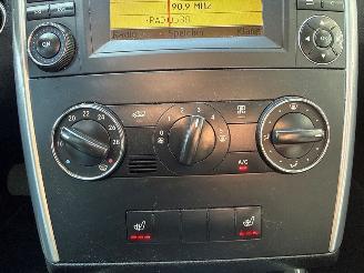 Mercedes B-klasse 2.0 B-180 CDI 16V Hatchback  Diesel 1.991cc 80kW (109pk) FWD picture 14