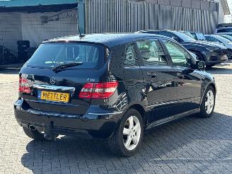 Mercedes B-klasse 2.0 B-180 CDI 16V Hatchback  Diesel 1.991cc 80kW (109pk) FWD picture 5