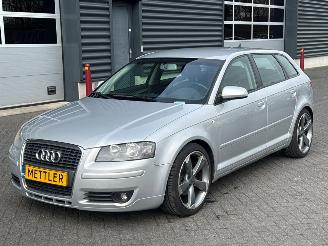 krockskadad bil auto Audi A3 2.0 FSI 16V Hatchback 4Dr Benzine 1.984cc 110kW (150pk) FWD 2005/7