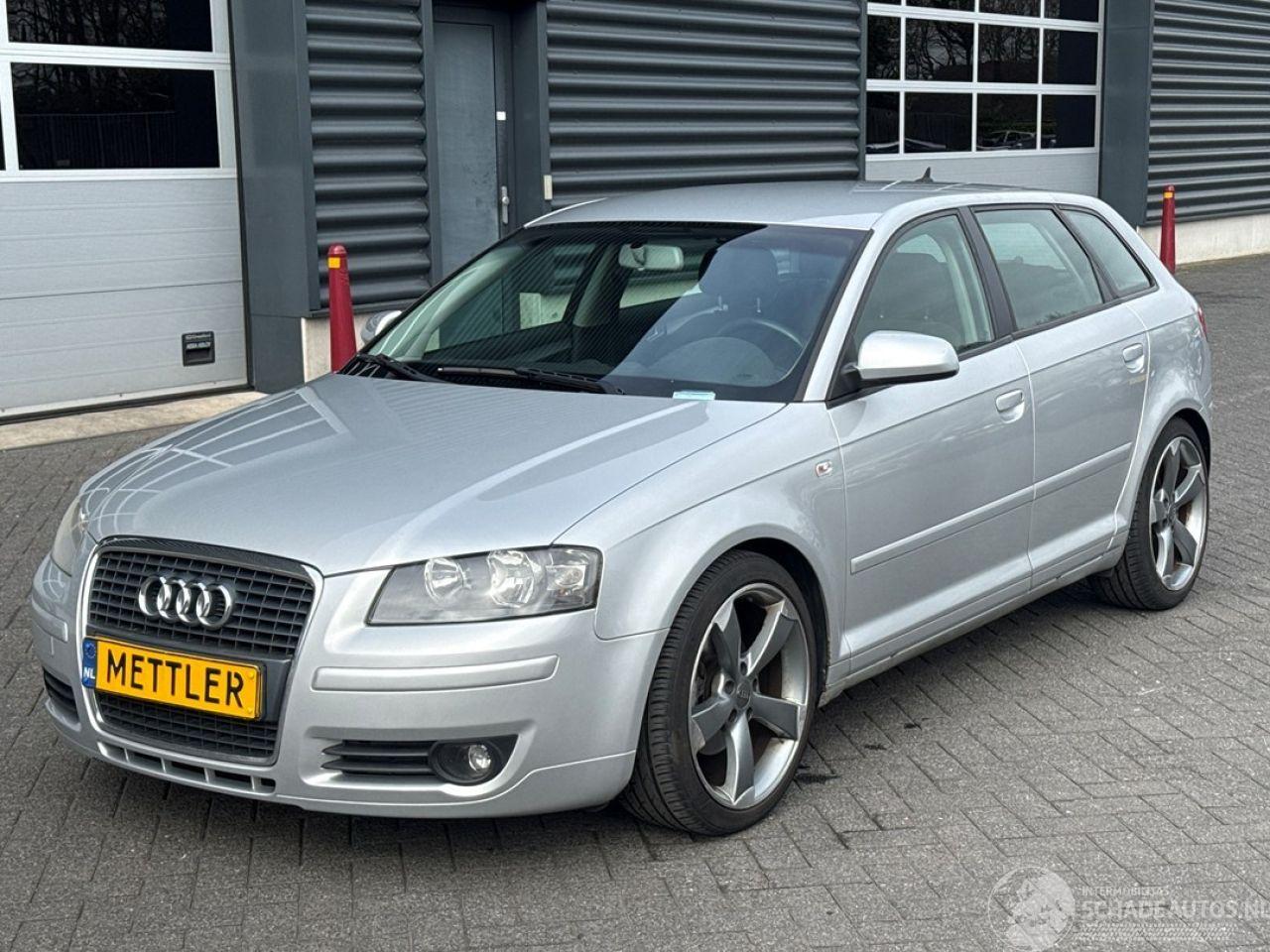 Audi A3 2.0 FSI 16V Hatchback 4Dr Benzine 1.984cc 110kW (150pk) FWD