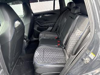 Volkswagen Tiguan 2.0 TDI 3x R-Line, SUV  Diesel 1,968cc 110kW (150pk) FWD  massage stoelen picture 10