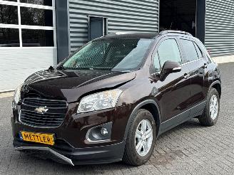 Damaged car Chevrolet Trax 1.6 16V 4x2 SUV  Benzine 1.598cc 85kW (116pk) FWD 2013/8