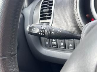 Suzuki Splash 1.0 12V MPV  Benzine 996cc 50kW (68pk) FWD picture 17