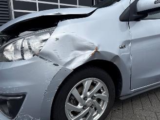 Mitsubishi Space-star 1.2 12V Hatchback  Benzine 1.193cc 59kW (80pk) FWD picture 27