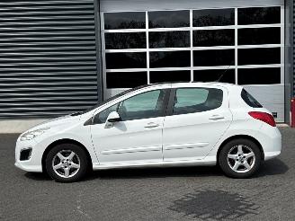 Peugeot 308 1.6 VTI 16V Hatchback  Benzine 1.598cc 88kW (120pk) FWD picture 2