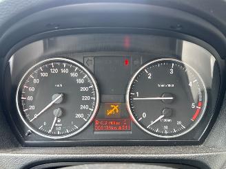 BMW 3-serie 318d 16V Combi/o  Diesel 1.995cc 105kW (143pk) RWD picture 13