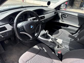 BMW 3-serie 318d 16V Combi/o  Diesel 1.995cc 105kW (143pk) RWD picture 11