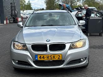 BMW 3-serie 318d 16V Combi/o  Diesel 1.995cc 105kW (143pk) RWD picture 8