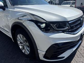 Volkswagen Tiguan R-Line 1.4 TSI eHybrid 16V SUV  Elektrisch Benzine 1.395cc 180kW (265pk) FWD 1.4 TSI eHybrid 16V SUV  Elektrisch Benzine 1.395cc 195kW (265pk) FWD picture 32