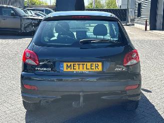 Peugeot 206+ 1.1 Hatchback  Benzine 1.124cc 44kW (60pk) FWD picture 4