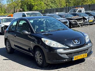 Peugeot 206+ 1.1 Hatchback  Benzine 1.124cc 44kW (60pk) FWD picture 7