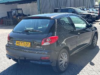 Peugeot 206+ 1.1 Hatchback  Benzine 1.124cc 44kW (60pk) FWD picture 5