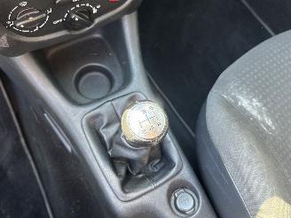 Peugeot 206+ 1.1 Hatchback  Benzine 1.124cc 44kW (60pk) FWD picture 16