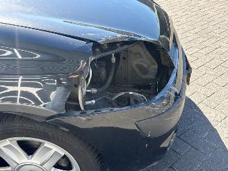 Renault Clio 1.2 16V Hatchback  Benzine 1.149cc 55kW (75pk) FWD picture 21