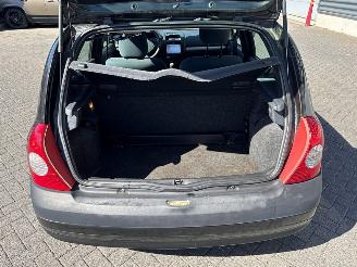 Renault Clio 1.2 16V Hatchback  Benzine 1.149cc 55kW (75pk) FWD picture 9