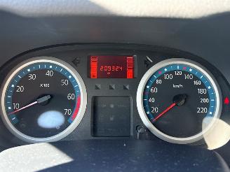 Renault Clio 1.2 16V Hatchback  Benzine 1.149cc 55kW (75pk) FWD picture 13