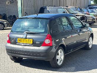 Renault Clio 1.2 16V Hatchback  Benzine 1.149cc 55kW (75pk) FWD picture 5