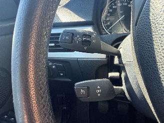 BMW 3-serie 316i 16V Sedan 4Dr Benzine 1.597cc 90kW (122pk) RWD picture 16