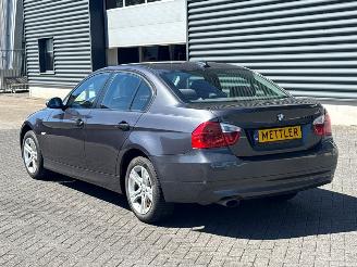 BMW 3-serie 316i 16V Sedan 4Dr Benzine 1.597cc 90kW (122pk) RWD picture 3