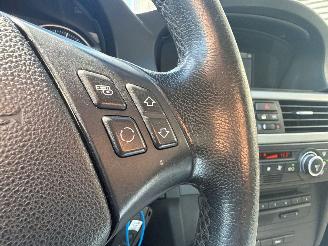 BMW 3-serie 316i 16V Sedan 4Dr Benzine 1.597cc 90kW (122pk) RWD picture 19