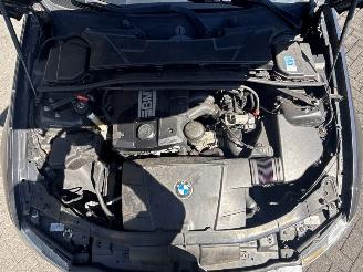 BMW 3-serie 316i 16V Sedan 4Dr Benzine 1.597cc 90kW (122pk) RWD picture 23