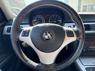 BMW 3-serie 320i 16V Combi/o  Benzine 1.995cc 110kW (150pk) RWD picture 11