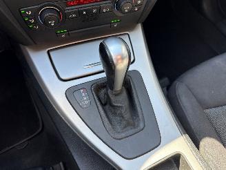 BMW 3-serie 320i 16V Combi/o  Benzine 1.995cc 110kW (150pk) RWD picture 14