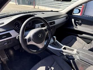 BMW 3-serie 320i 16V Combi/o  Benzine 1.995cc 110kW (150pk) RWD picture 10