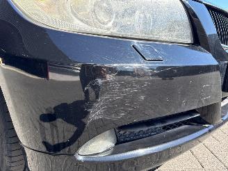 BMW 3-serie 320i 16V Combi/o  Benzine 1.995cc 110kW (150pk) RWD picture 25