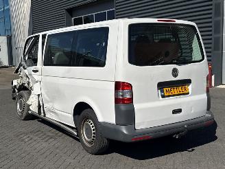 Volkswagen Transporter 2.0 TDI DRF Bus  Diesel 1.968cc 103kW (140pk) FWD picture 3