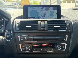 BMW 1-serie 114i 1.6 16V Hatchback 2Dr Benzine 1.598cc 75kW (102pk) RWD picture 16