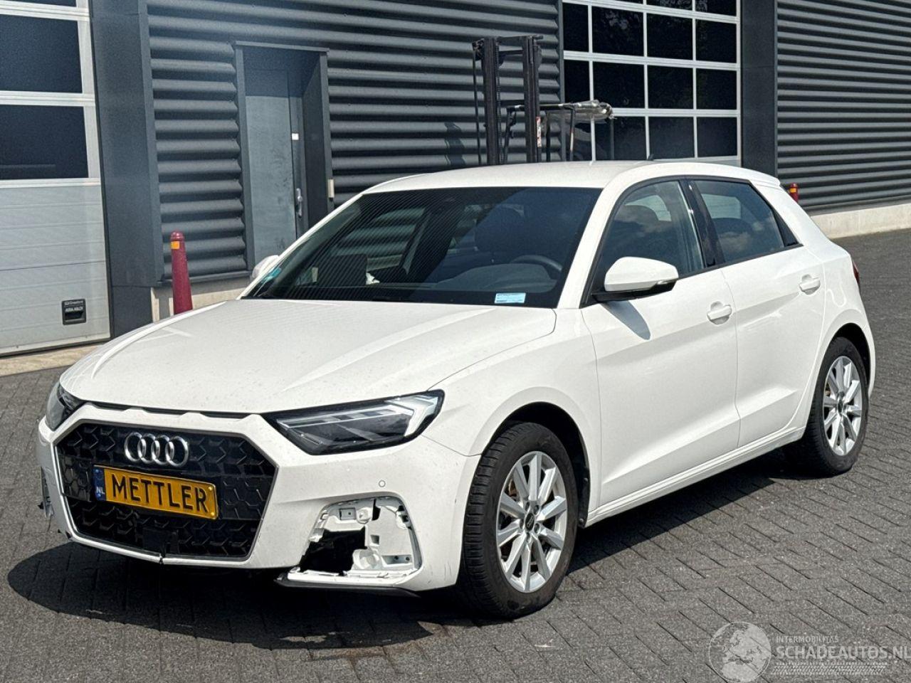 Audi A1 1.0 30 TFSI 12V Hatchback 4Dr Benzine 999cc 85kW (116pk) FWD