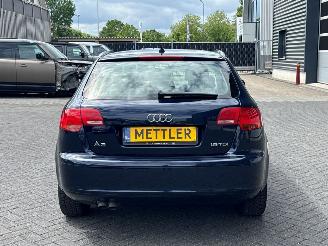 Audi A3 1.6 Hatchback  Benzine 1.595cc 75kW (102pk) FWD picture 4