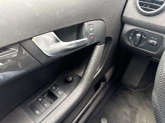 Audi A3 1.6 Hatchback  Benzine 1.595cc 75kW (102pk) FWD picture 19