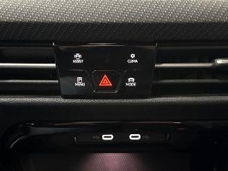 Volkswagen Golf 1.5 eTSI R-Line Hatchback  Elektrisch Benzine 1.498cc 96kW (131pk) FWD picture 16