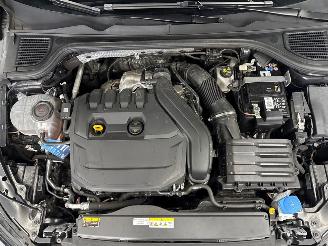 Volkswagen Golf 1.5 eTSI R-Line Hatchback  Elektrisch Benzine 1.498cc 96kW (131pk) FWD picture 24