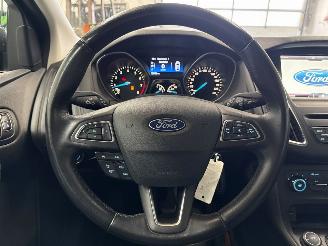Ford Focus 1.0 Ti-VCT EcoBoost 12V 100 Combi/o  Benzine 998cc 74kW (101pk) FWD picture 15