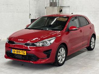 Schadeauto Kia Rio 1.0i T-GDi 100 12V Hatchback  Benzine 998cc 74kW (101pk) FWD 2022/11