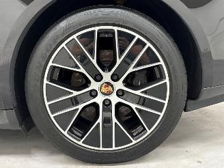 Porsche Taycan  picture 29