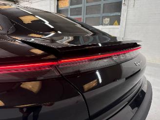 Porsche Taycan  picture 9